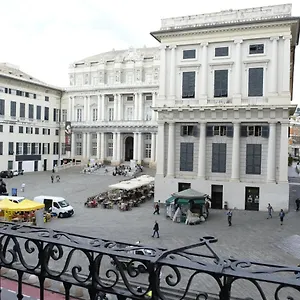 Apartment H2ome Matteotti In Centro Con Parcheggio, Genoa